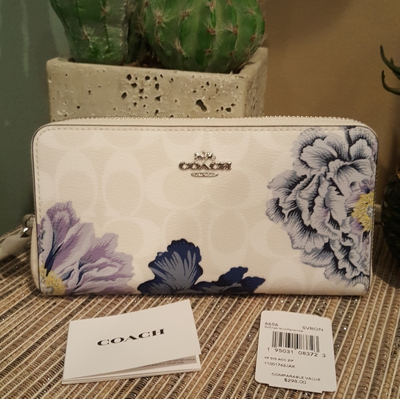 coach kaffe fassett wallet